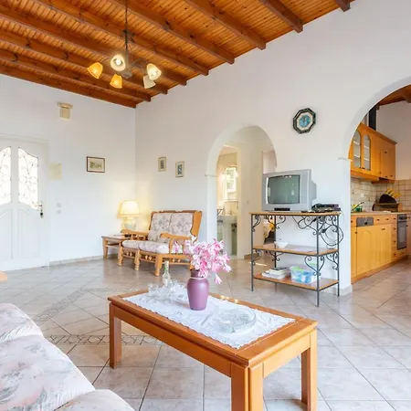Alexandra Apartment Agios Stefanos (Thinali)