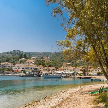 Alexandra * Agios Stefanos (Thinali)